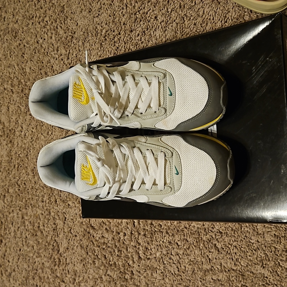 Use Nike air, max.
